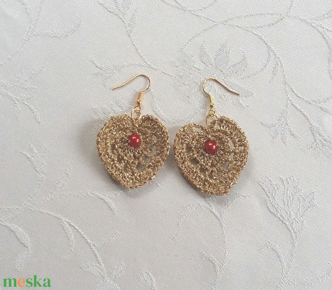 Arany szívecske - ékszer - fülbevaló - lógó fülbevaló - Meska.hu