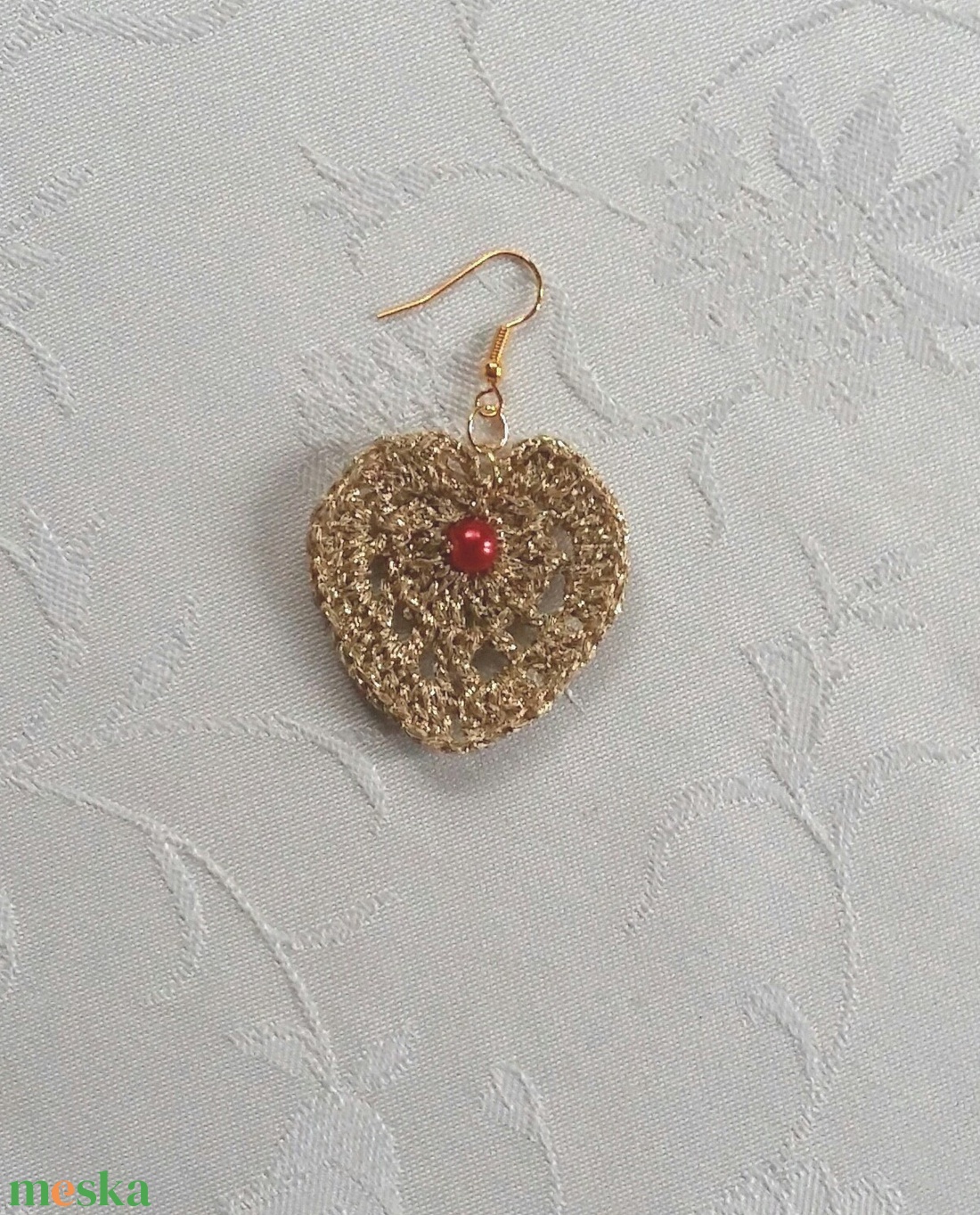 Arany szívecske - ékszer - fülbevaló - lógó fülbevaló - Meska.hu