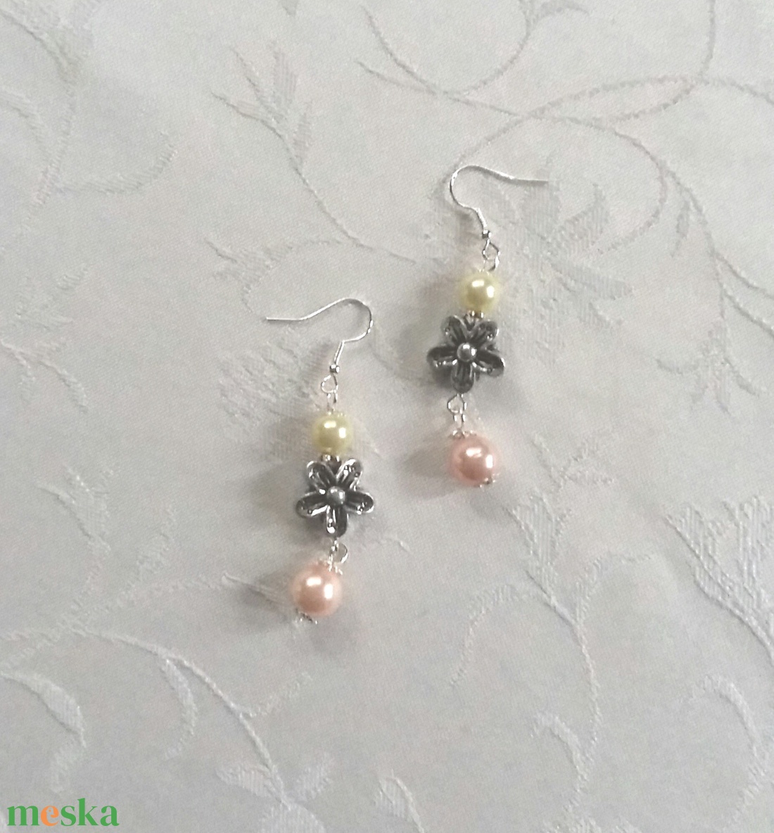 Tekla gyöngyök - ékszer - fülbevaló - lógó fülbevaló - Meska.hu