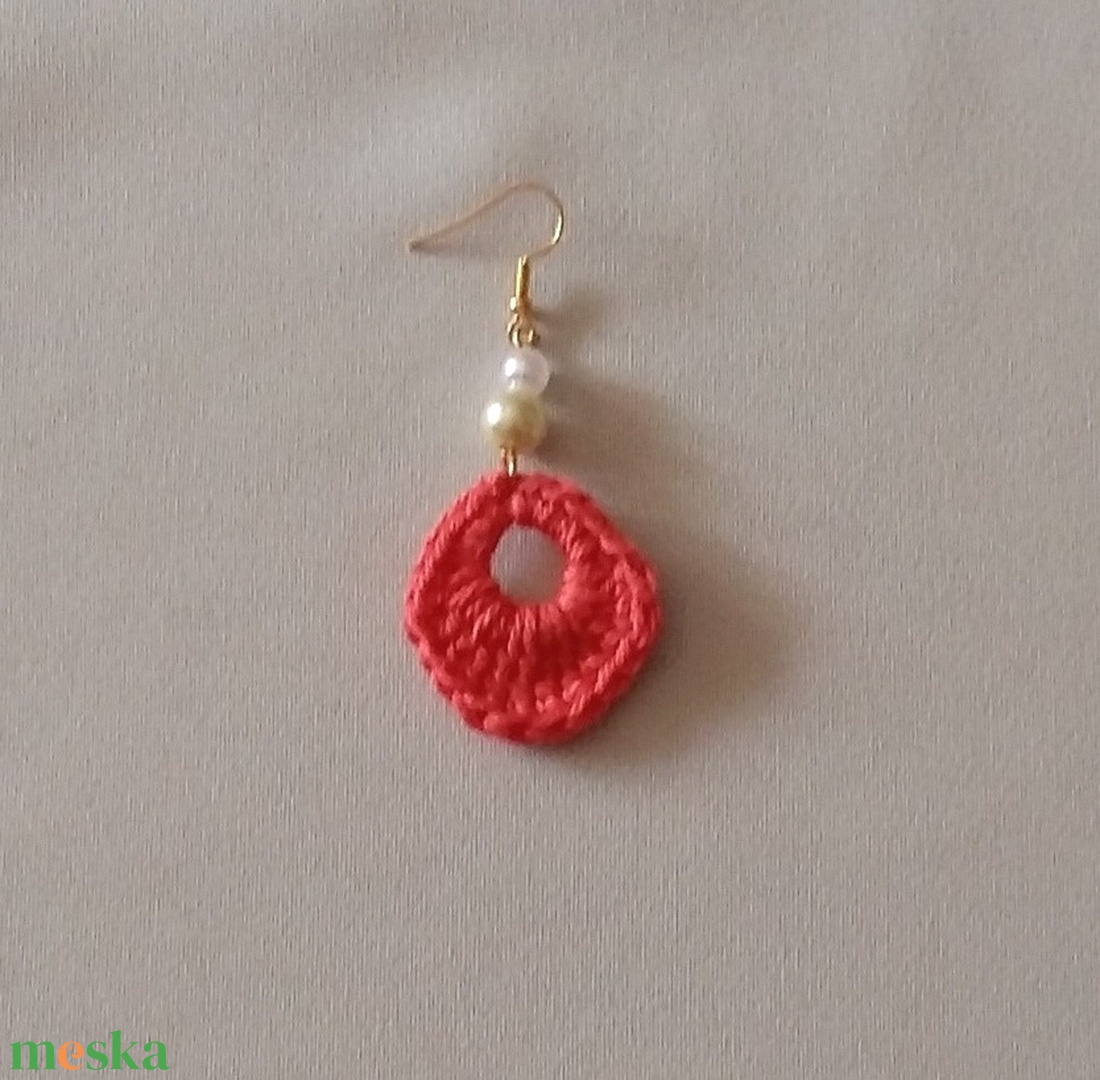 Horgolt fülbevaló - ékszer - fülbevaló - lógó fülbevaló - Meska.hu