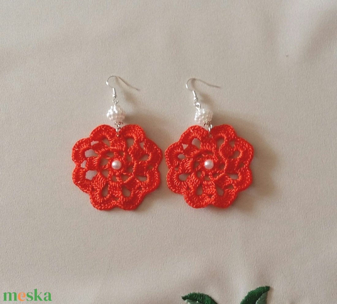 Horgolt fülbevaló - ékszer - fülbevaló - lógós kerek fülbevaló - Meska.hu