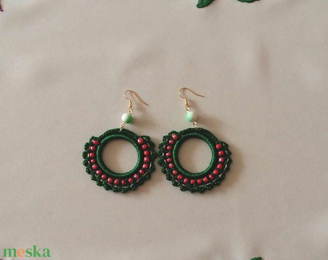 Horgolt fülbevaló - ékszer - fülbevaló - lógós kerek fülbevaló - Meska.hu