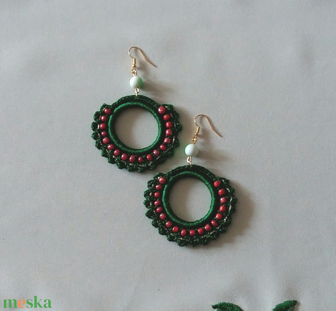 Horgolt fülbevaló - ékszer - fülbevaló - lógós kerek fülbevaló - Meska.hu