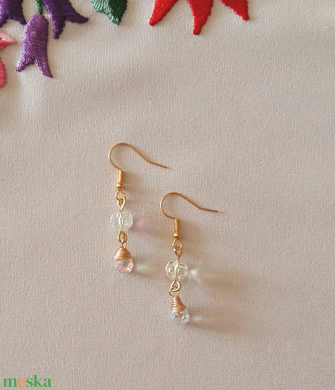 Üveggyöngyök - ékszer - fülbevaló - lógó fülbevaló - Meska.hu