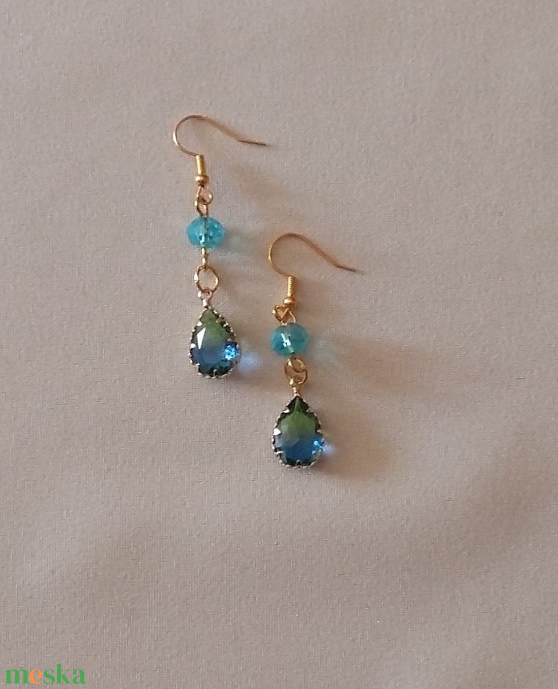 Türkiz gyöngyök - ékszer - fülbevaló - lógó fülbevaló - Meska.hu