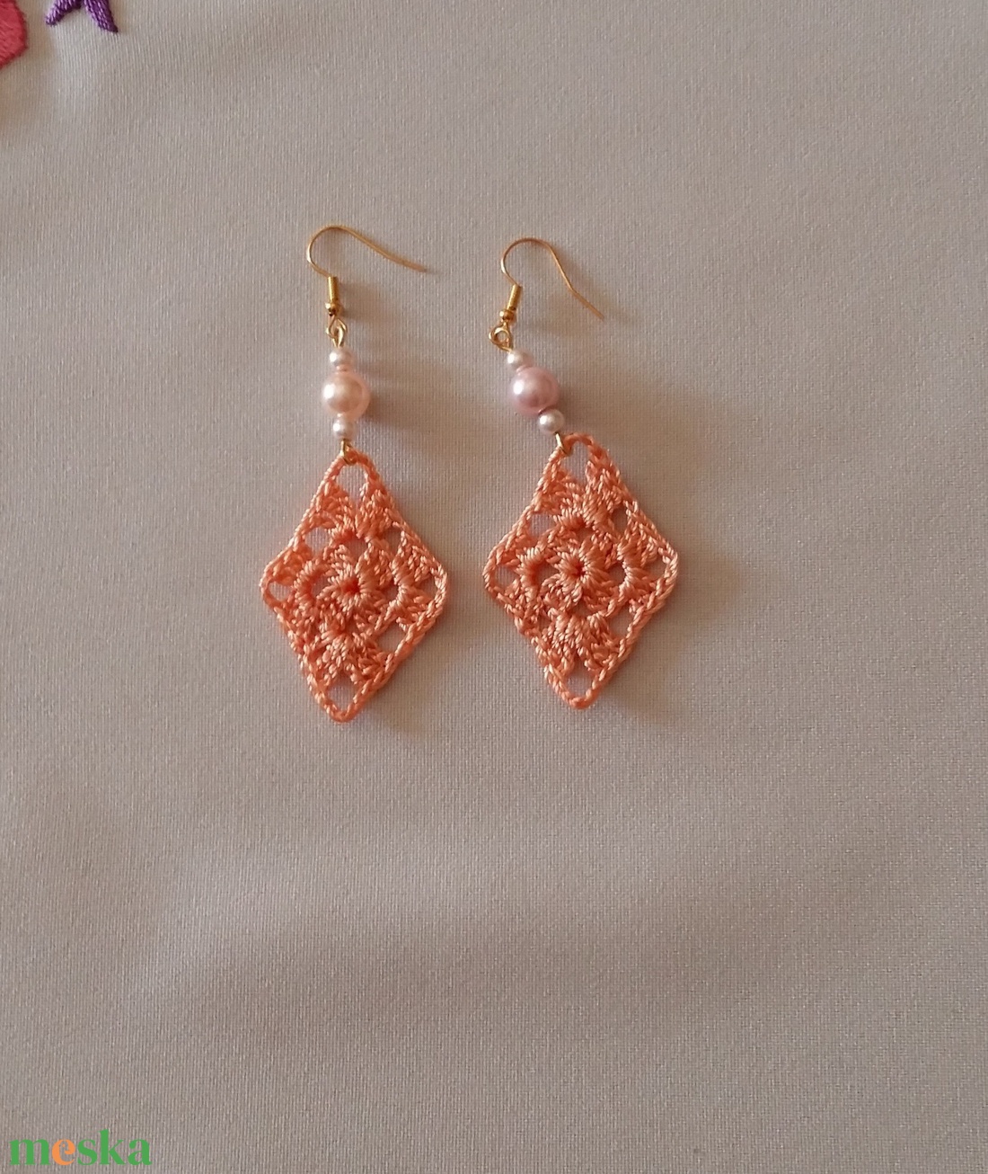 Horgolt fülbevaló - ékszer - fülbevaló - lógó fülbevaló - Meska.hu