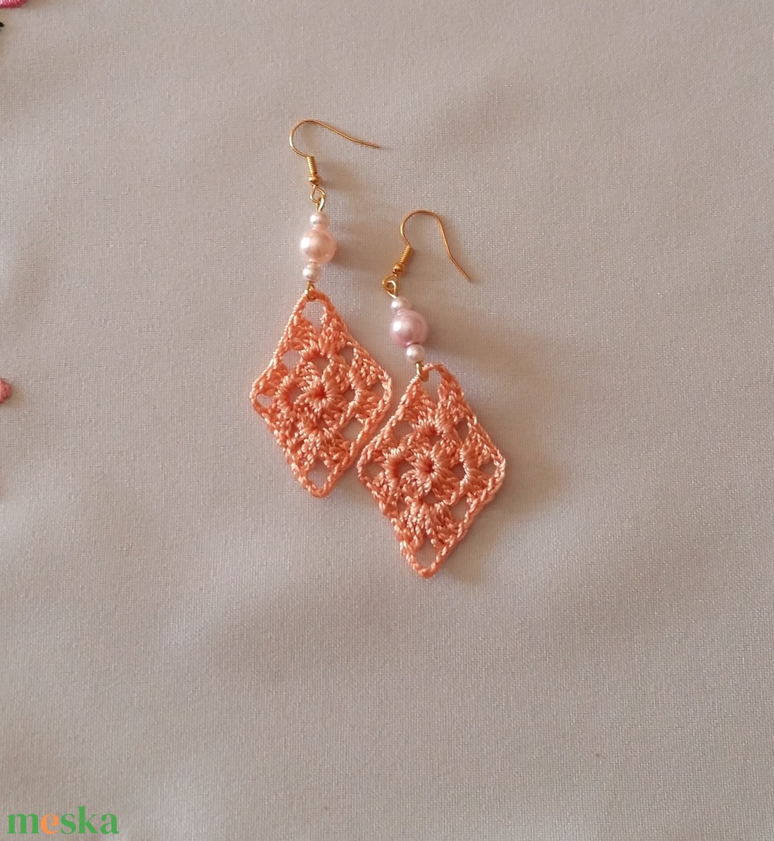 Horgolt fülbevaló - ékszer - fülbevaló - lógó fülbevaló - Meska.hu