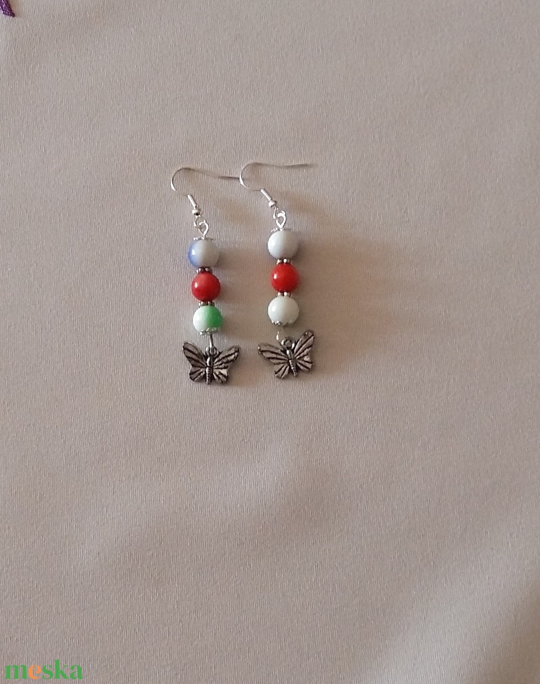 Színes gyöngyök - ékszer - fülbevaló - lógó fülbevaló - Meska.hu