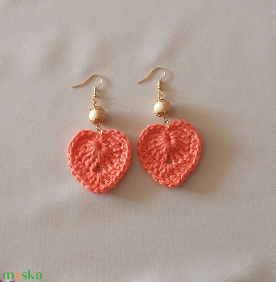 Narancssárga szívecske - ékszer - fülbevaló - lógó fülbevaló - Meska.hu