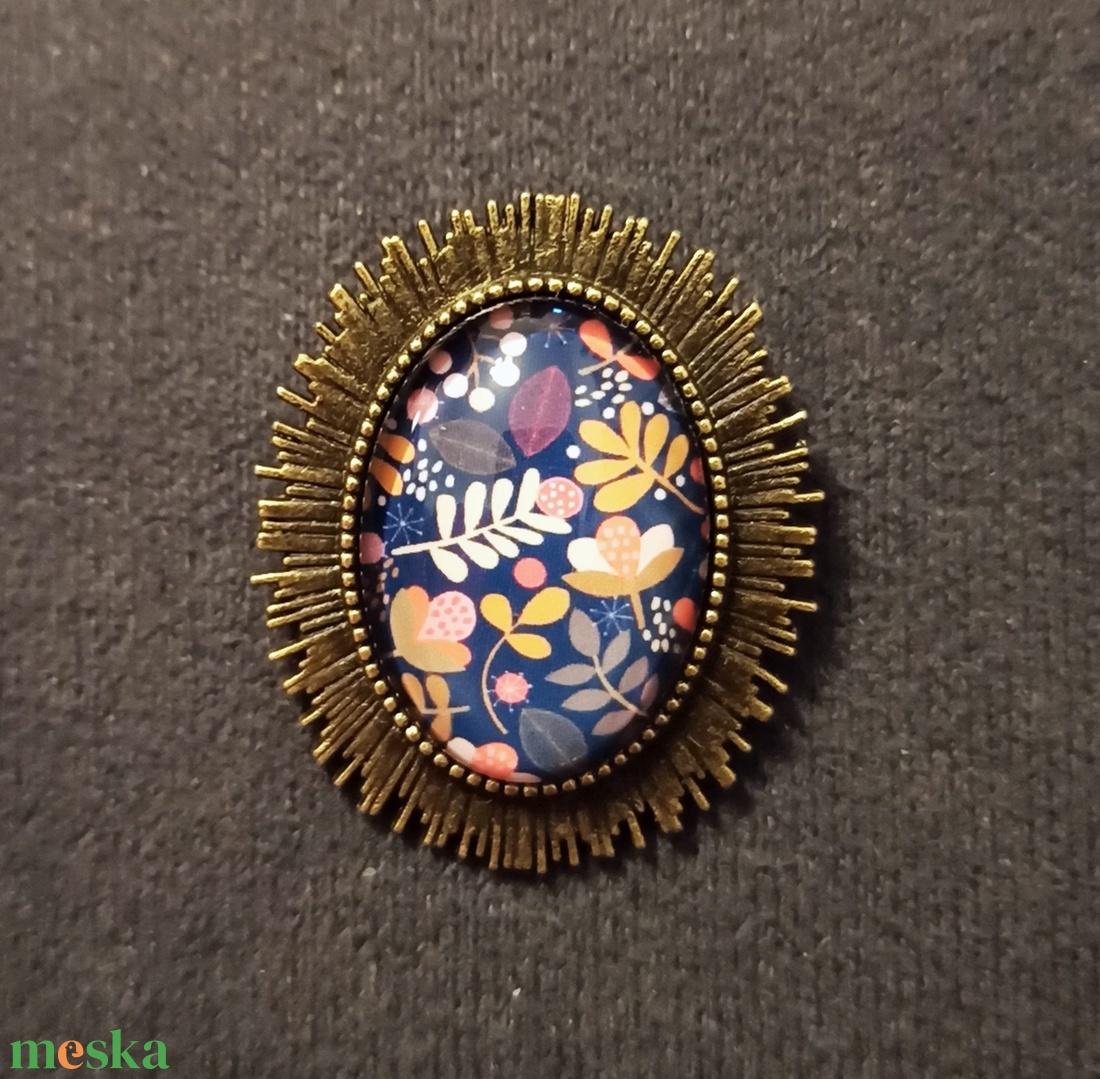 Virágos bross - ékszer - kitűző és bross - kitűző - Meska.hu Virágos bross - ékszer - kitűző és bross - kitűző - Meska.hu