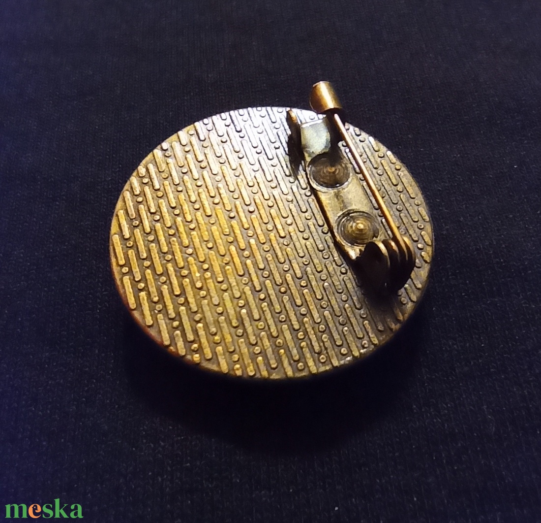 Cicás bross - ékszer - kitűző és bross - kitűző - Meska.hu Cicás bross - ékszer - kitűző és bross - kitűző - Meska.hu