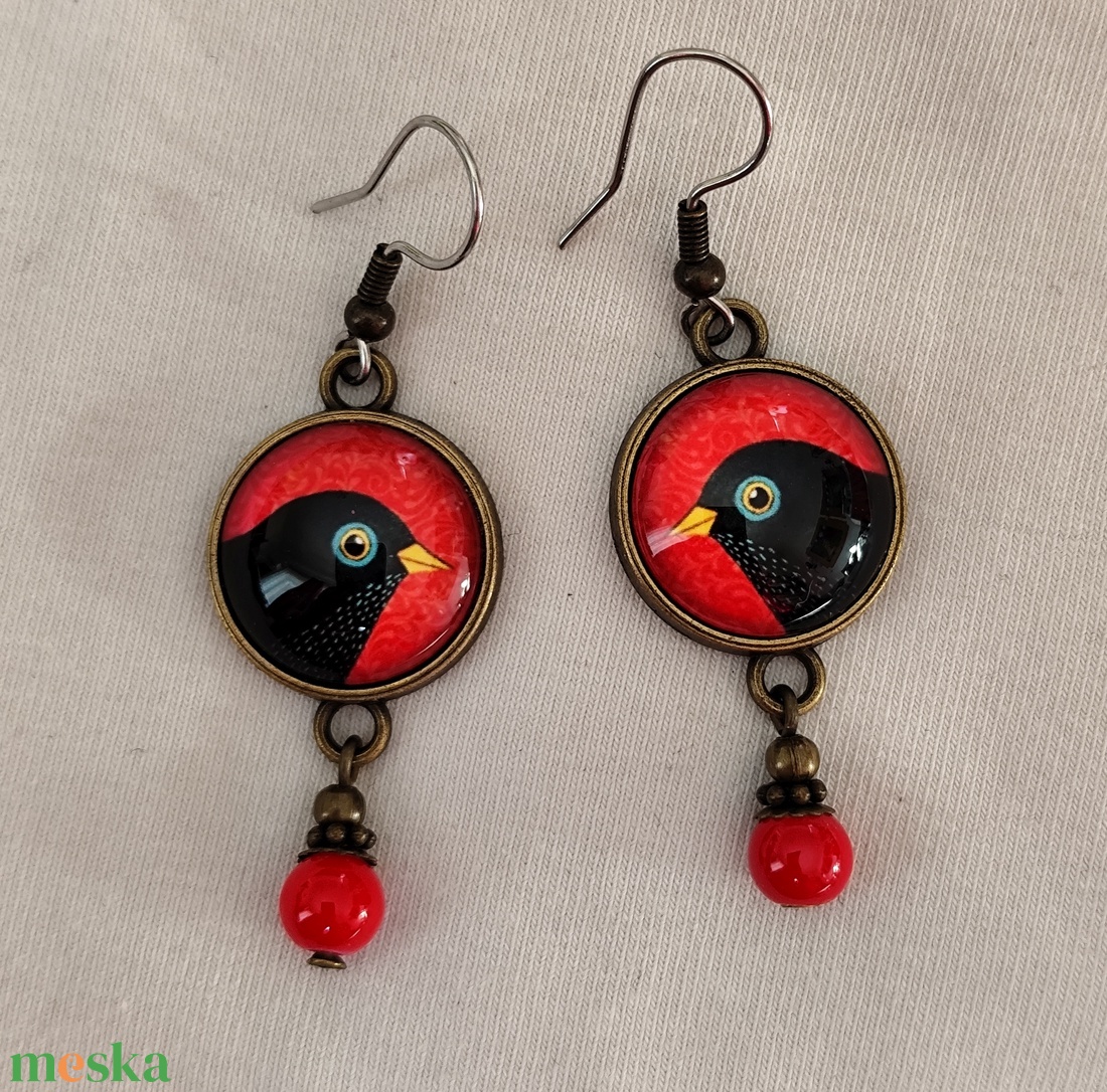 Üveglencsés fülbevaló madaras képpel - ékszer - fülbevaló - lógós kerek fülbevaló - Meska.hu