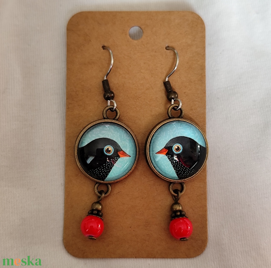 Üveglencsés fülbevaló madaras képpel - ékszer - fülbevaló - lógós kerek fülbevaló - Meska.hu
