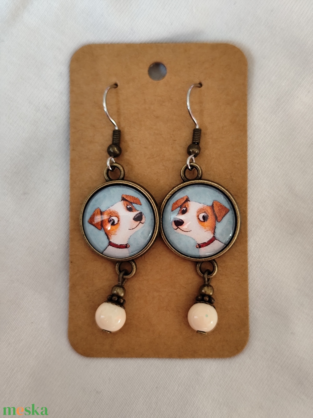 Üveglencsés fülbevaló kutyás képpel - ékszer - fülbevaló - lógós kerek fülbevaló - Meska.hu