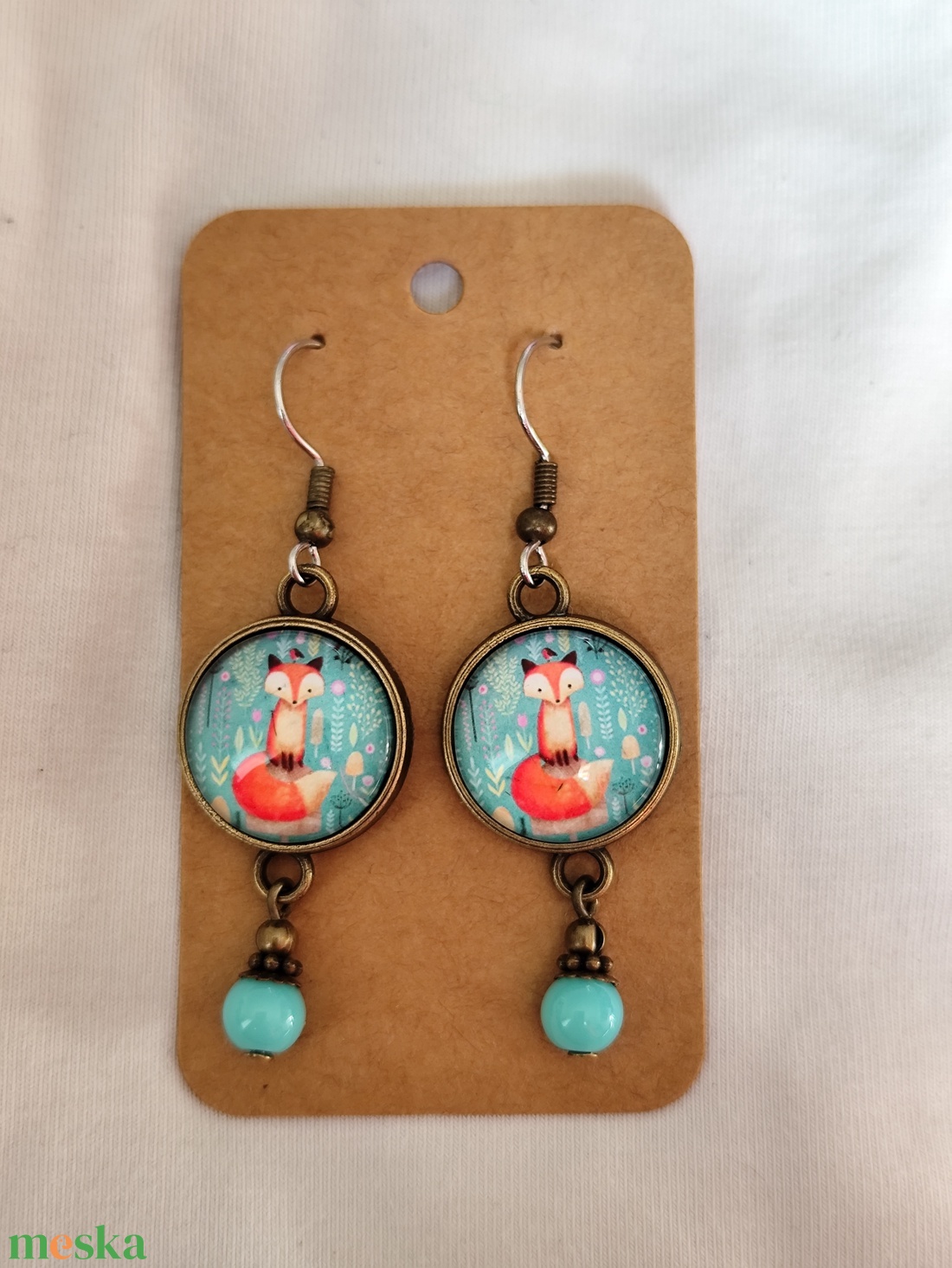 Rókás üveglencsés fülbevaló - ékszer - fülbevaló - lógó fülbevaló - Meska.hu