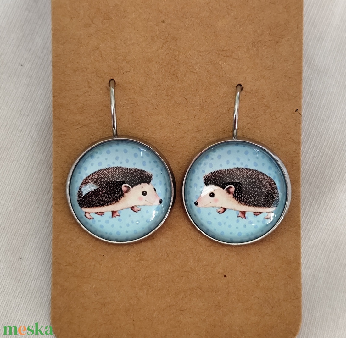 Sünis üveglencsés fülbevaló  - ékszer - fülbevaló - lógós kerek fülbevaló - Meska.hu