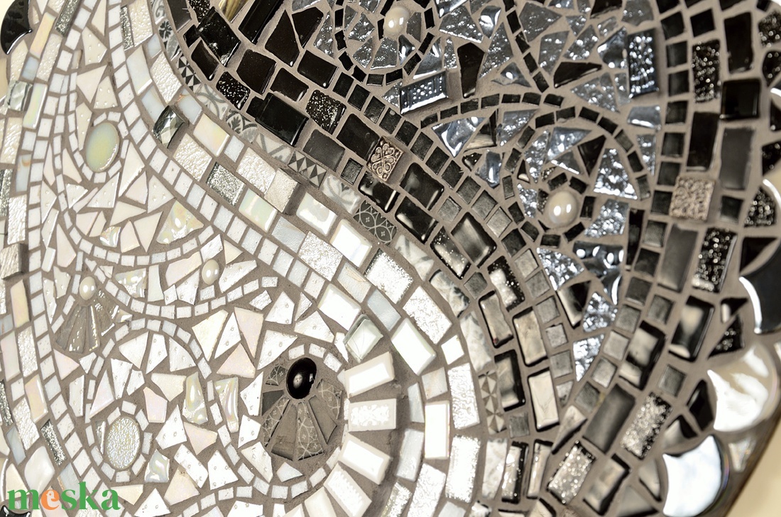 Jin-yang üvegmozaik kép - otthon & életmód - dekoráció - kép & falikép - mozaik kép - Meska.hu