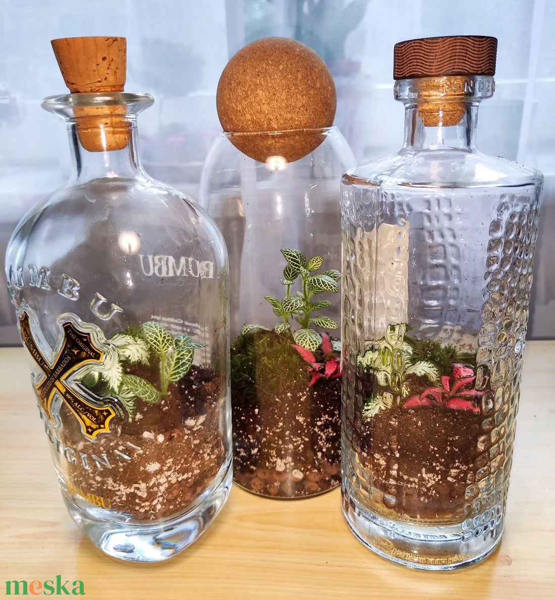 Florárium újrahasznosított üvegben - otthon & életmód - dekoráció - asztal és polc dekoráció - florárium, terrárium - Meska.hu