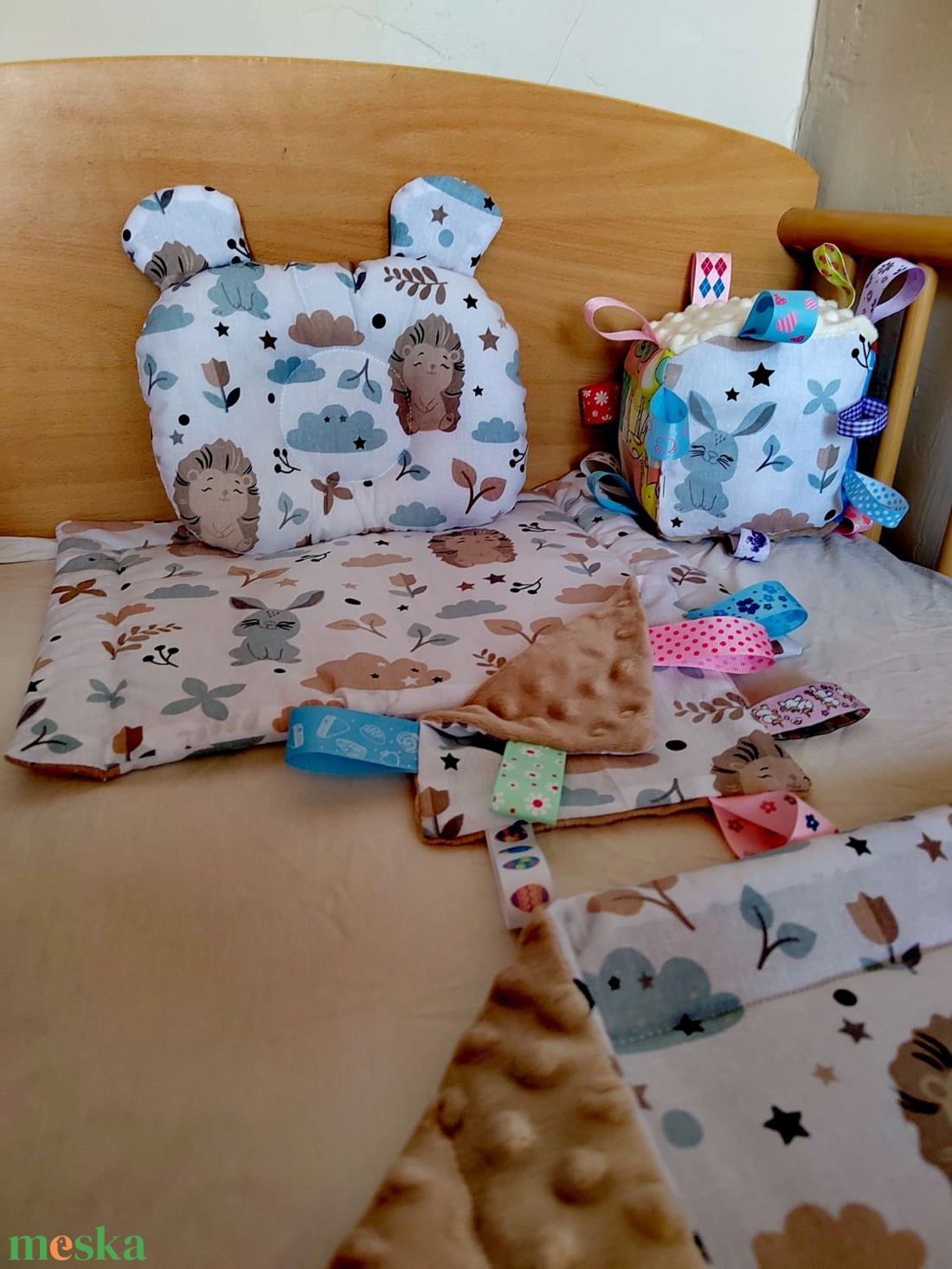 Sünis-nyuszis baba ágynemű szett - otthon & életmód - babaszoba, gyerekszoba - baba ágynemű - Meska.hu Sünis-nyuszis baba ágynemű szett - otthon & életmód - babaszoba, gyerekszoba - baba ágynemű - Meska.hu