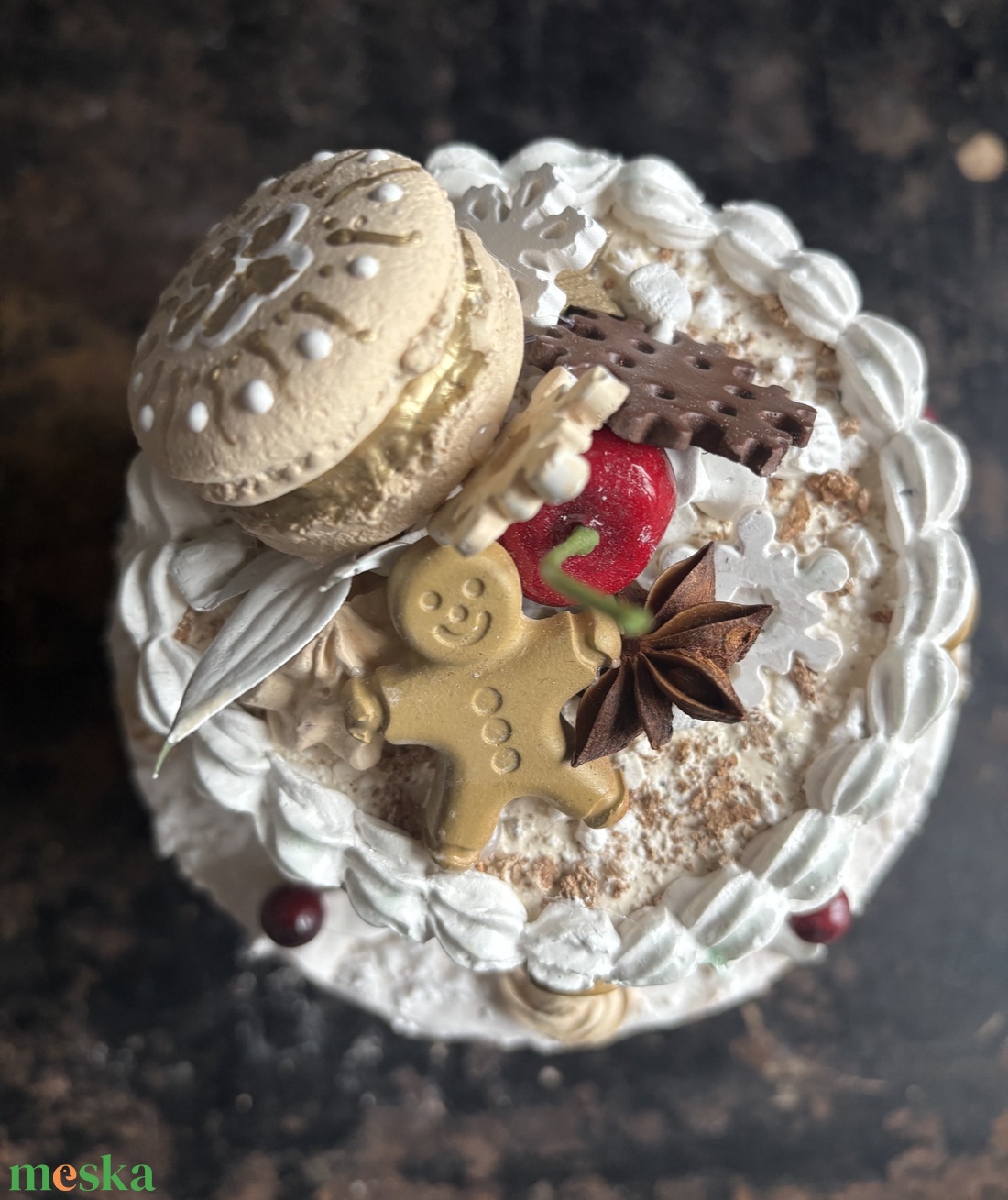 Mézis Karácsonyi torta replika - karácsony - karácsonyi lakásdekoráció - ünnepi asztaldekoráció - Meska.hu