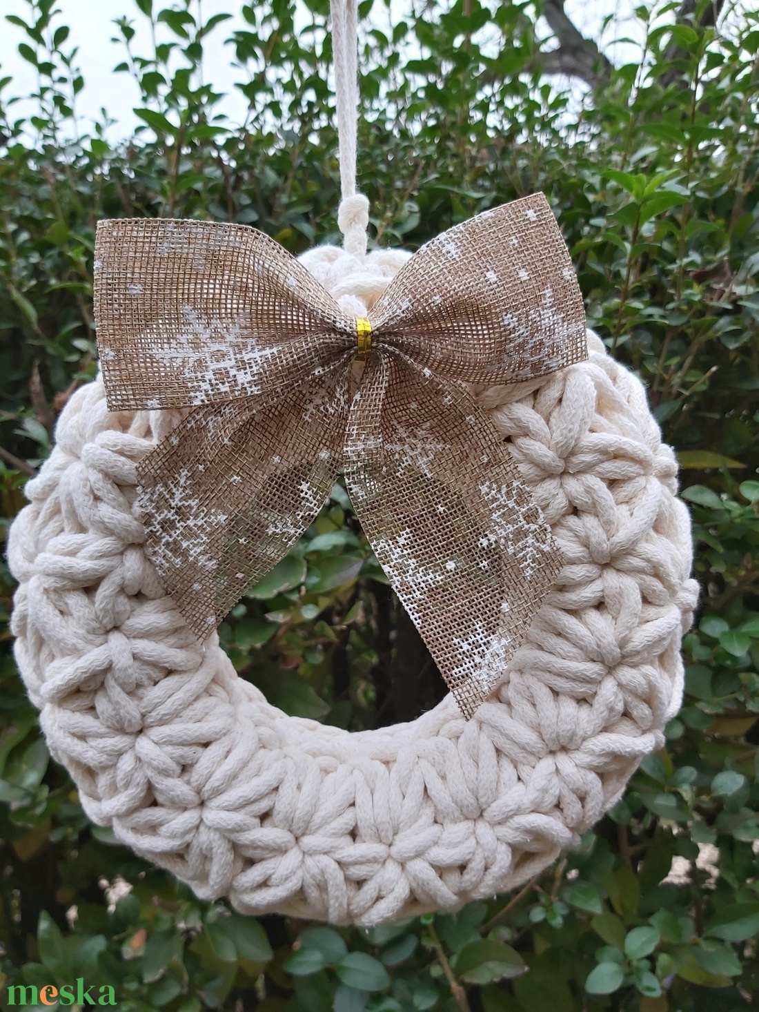 Jázmin mintás horgolt kopogtató - karácsony - karácsonyi lakásdekoráció - karácsonyi ajtódíszek - Meska.hu