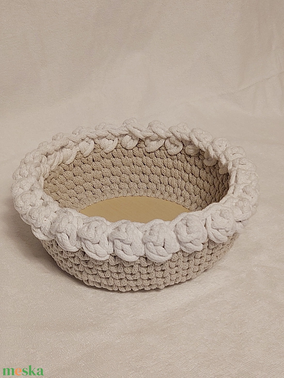 Horgolt tulipános kosár - otthon & életmód - tárolás & rendszerezés - tárolókosár - Meska.hu