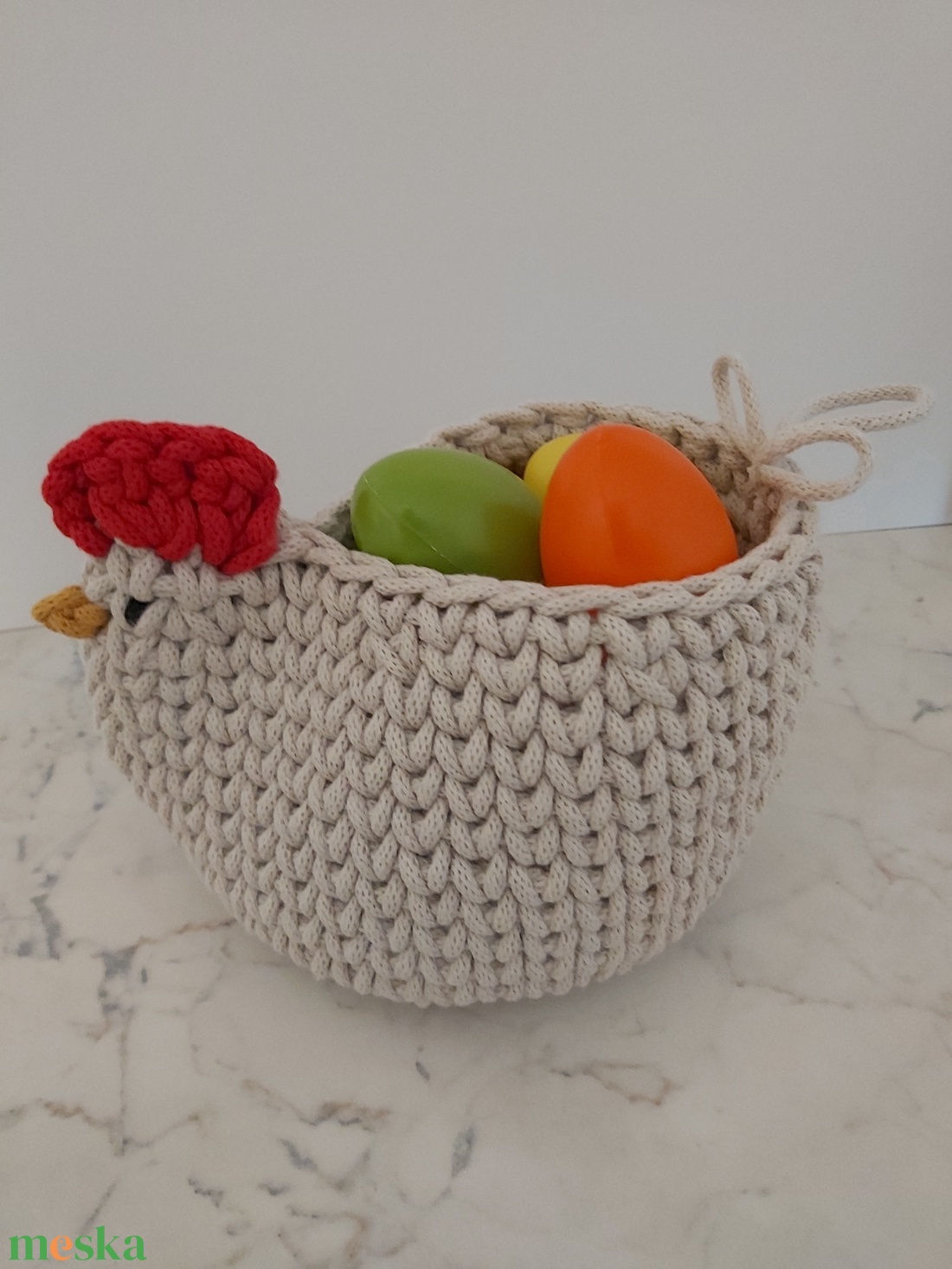Horgolt tyúkocska kosár M méretben - otthon & életmód - dekoráció - asztal és polc dekoráció - dekorációs tál, tartó - Meska.hu