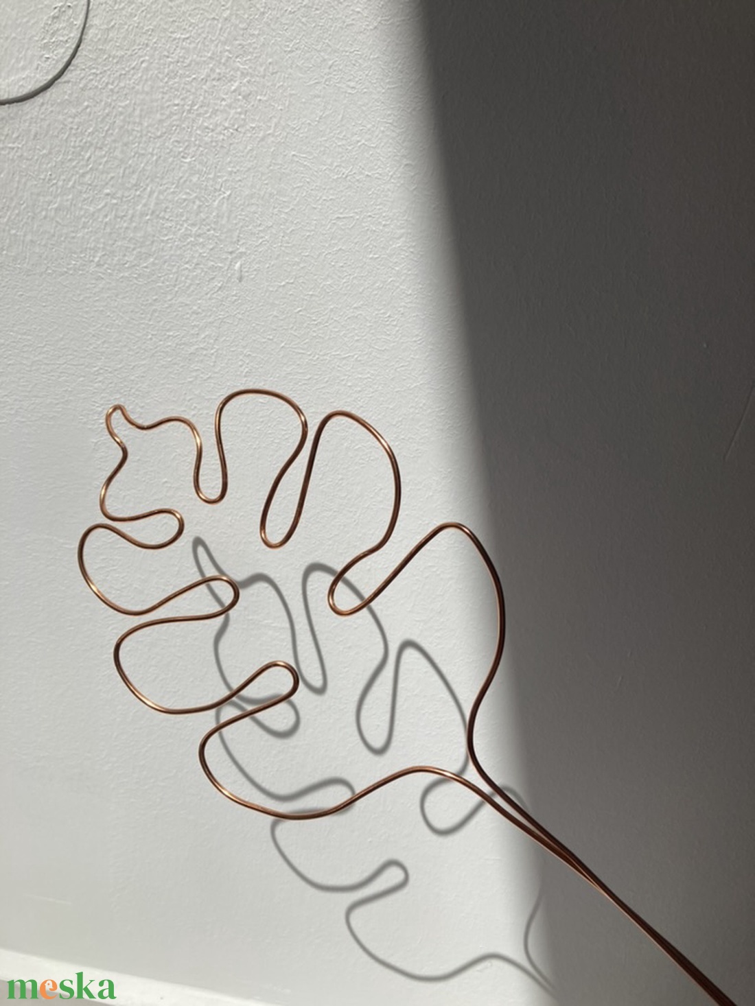 Réz monstrea körülölelő - otthon & életmód - dekoráció - virágdísz és tartó - virágtartó - Meska.hu