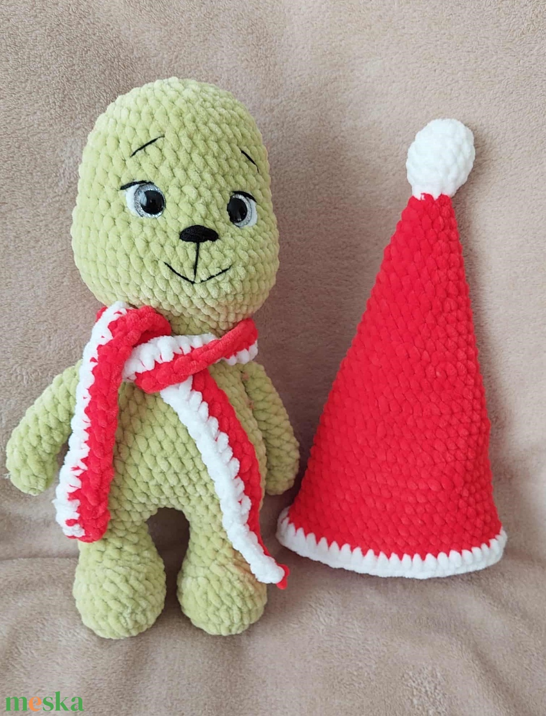 Horgolt Grincs - 30 cm - karácsony - karácsonyi lakásdekoráció - karácsonyi manók, figurák - Meska.hu