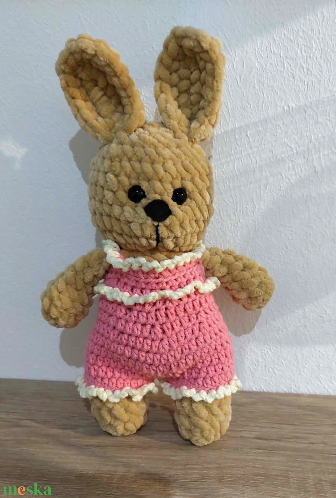 Nyuszi, ruhában - játék & sport - plüssállat & játékfigura - nyuszi - Meska.hu