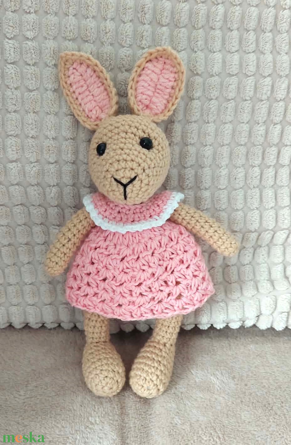 Horgolt nyuszik, ruhákkal (11 db) - játék & sport - plüssállat & játékfigura - nyuszi - Meska.hu