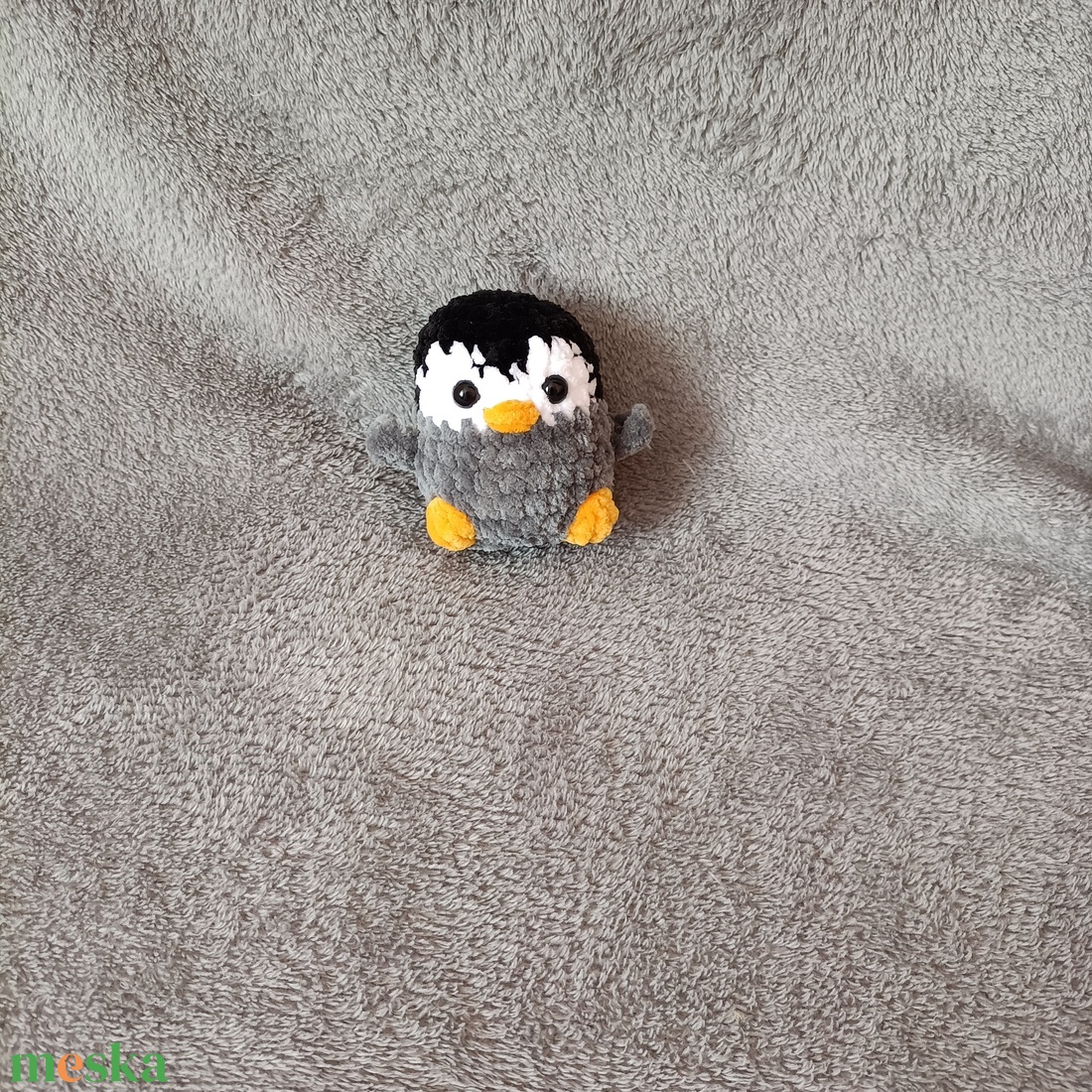 Horgolt kis pingvin  - játék & sport - plüssállat & játékfigura - pingvin - Meska.hu