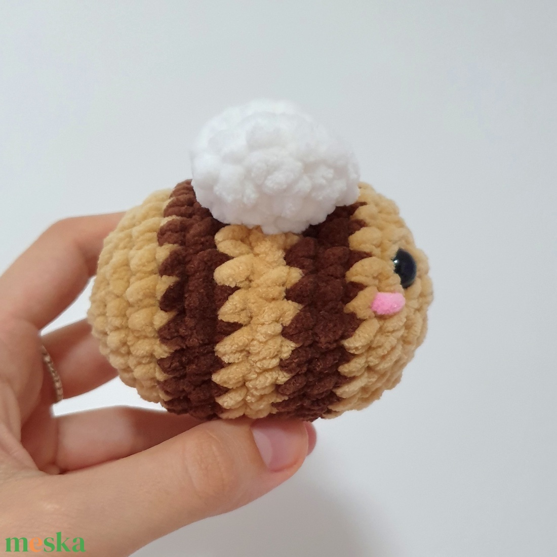 Horgolt amigurumi plüss méhecske - játék & sport - plüssállat & játékfigura - más figura - Meska.hu Horgolt amigurumi plüss méhecske - játék & sport - plüssállat & játékfigura - más figura - Meska.hu