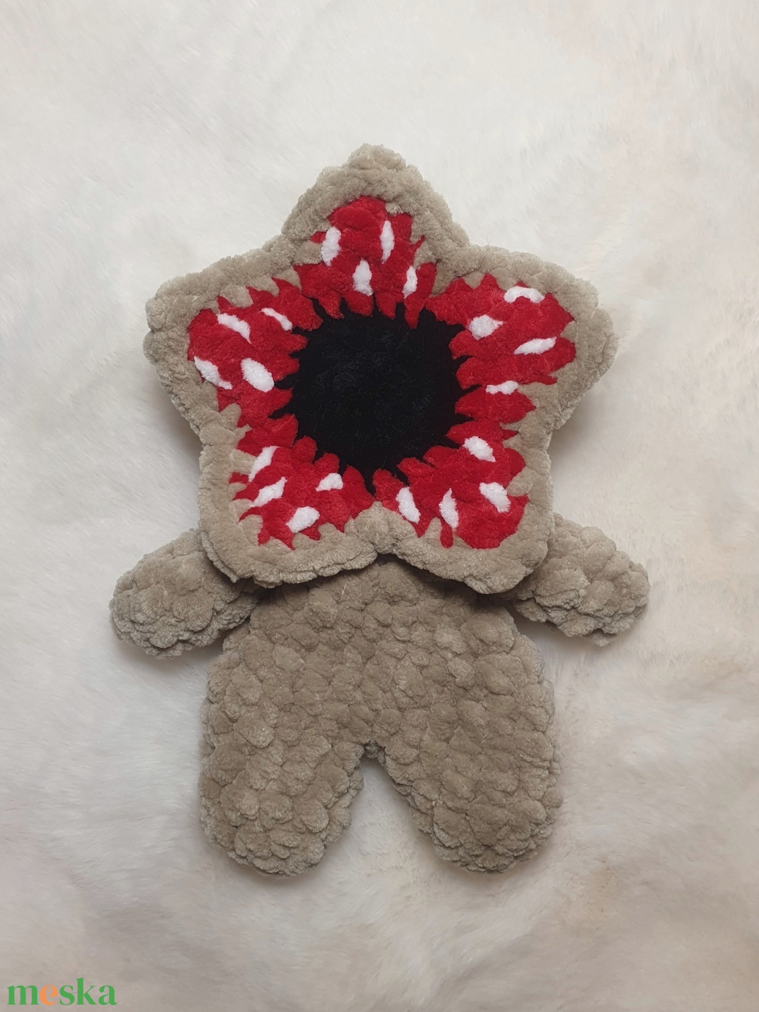 Horgolt amigurumi plüss szörnyecske - játék & sport - plüssállat & játékfigura - más figura - Meska.hu