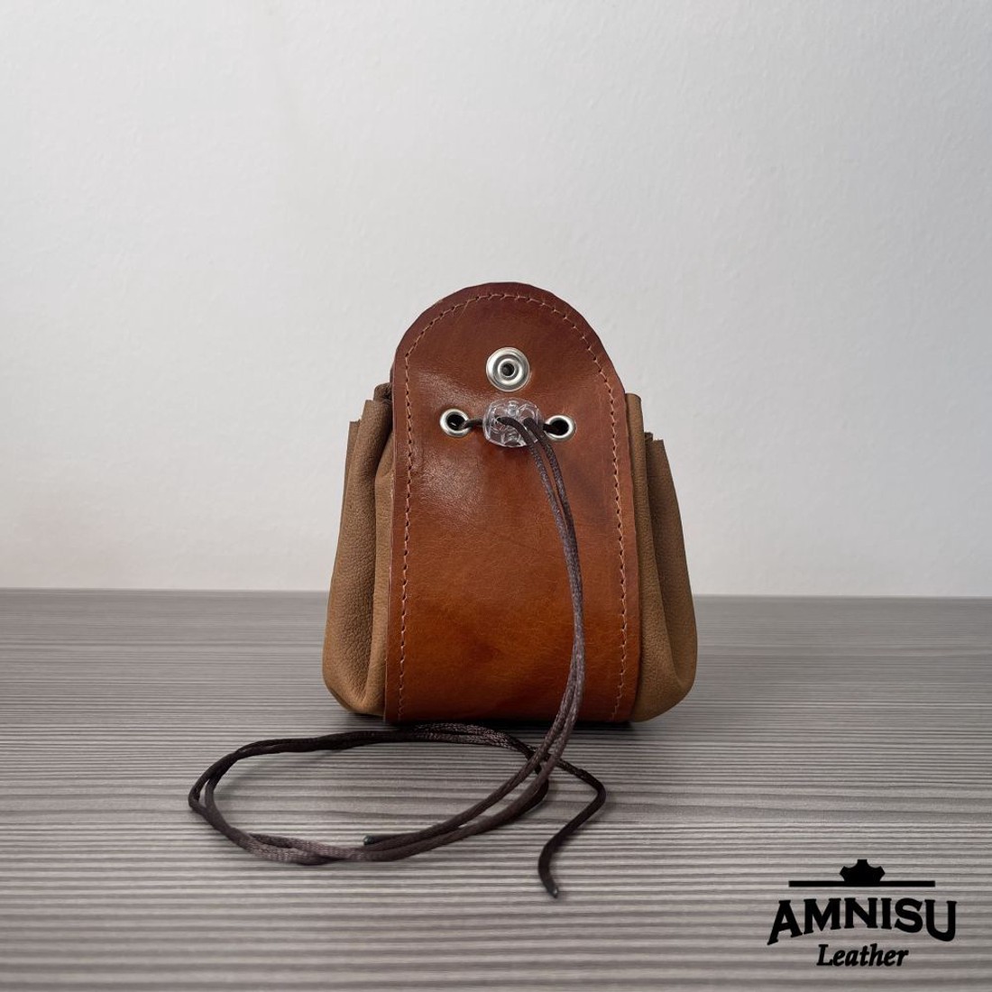 2in1 szütyő és kockatálca - konyak - barna - játék & sport - táblajáték és kártyajáték - társasjátékok - dobókocka - Meska.hu