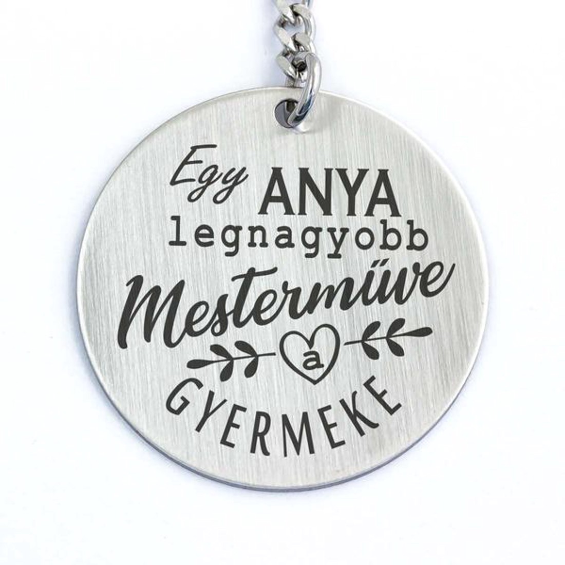 Anya legnagyobb mesterműve acél medálos kulcstartó - táska & tok - kulcstartó & táskadísz - kulcstartó - Meska.hu Anya legnagyobb mesterműve acél medálos kulcstartó - táska & tok - kulcstartó & táskadísz - kulcstartó - Meska.hu