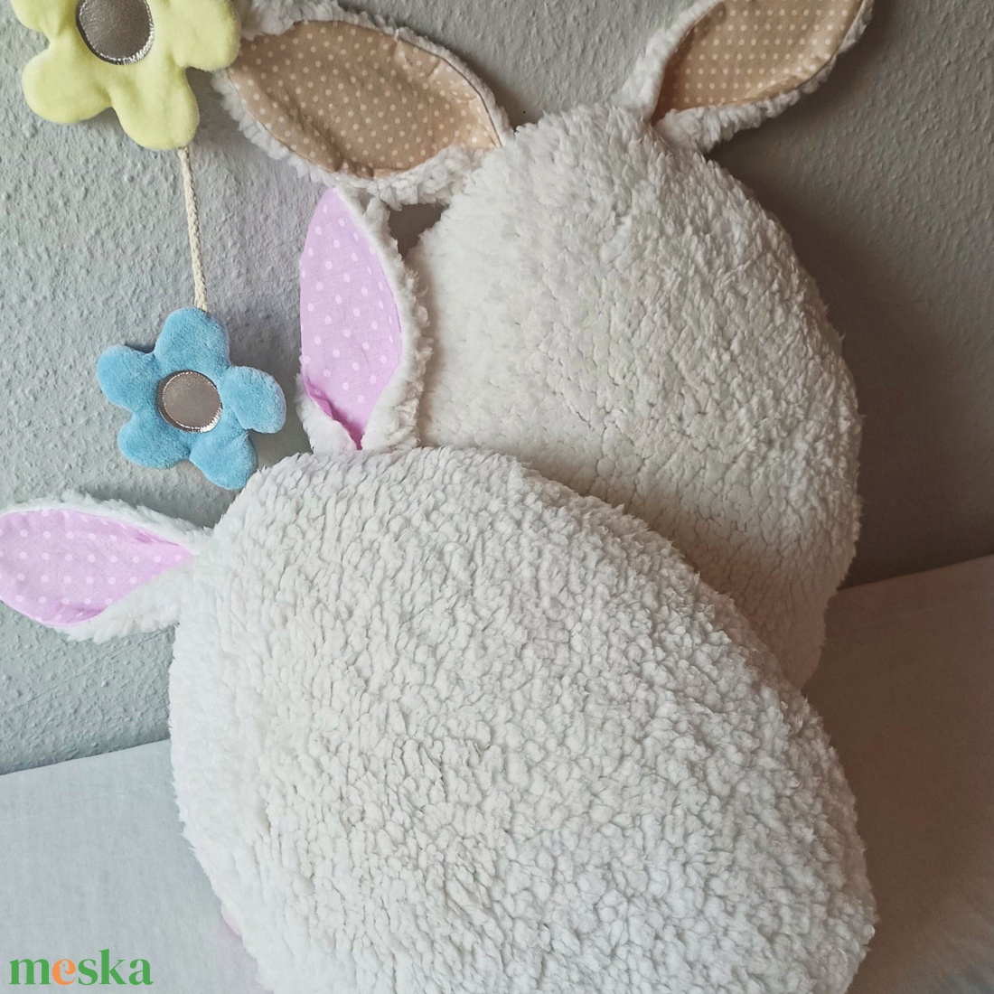 Nyuszifüles tojás párna - rózsaszín vagy bézs - baba - mama - babaszoba dekoráció - gyerek díszpárna - Meska.hu