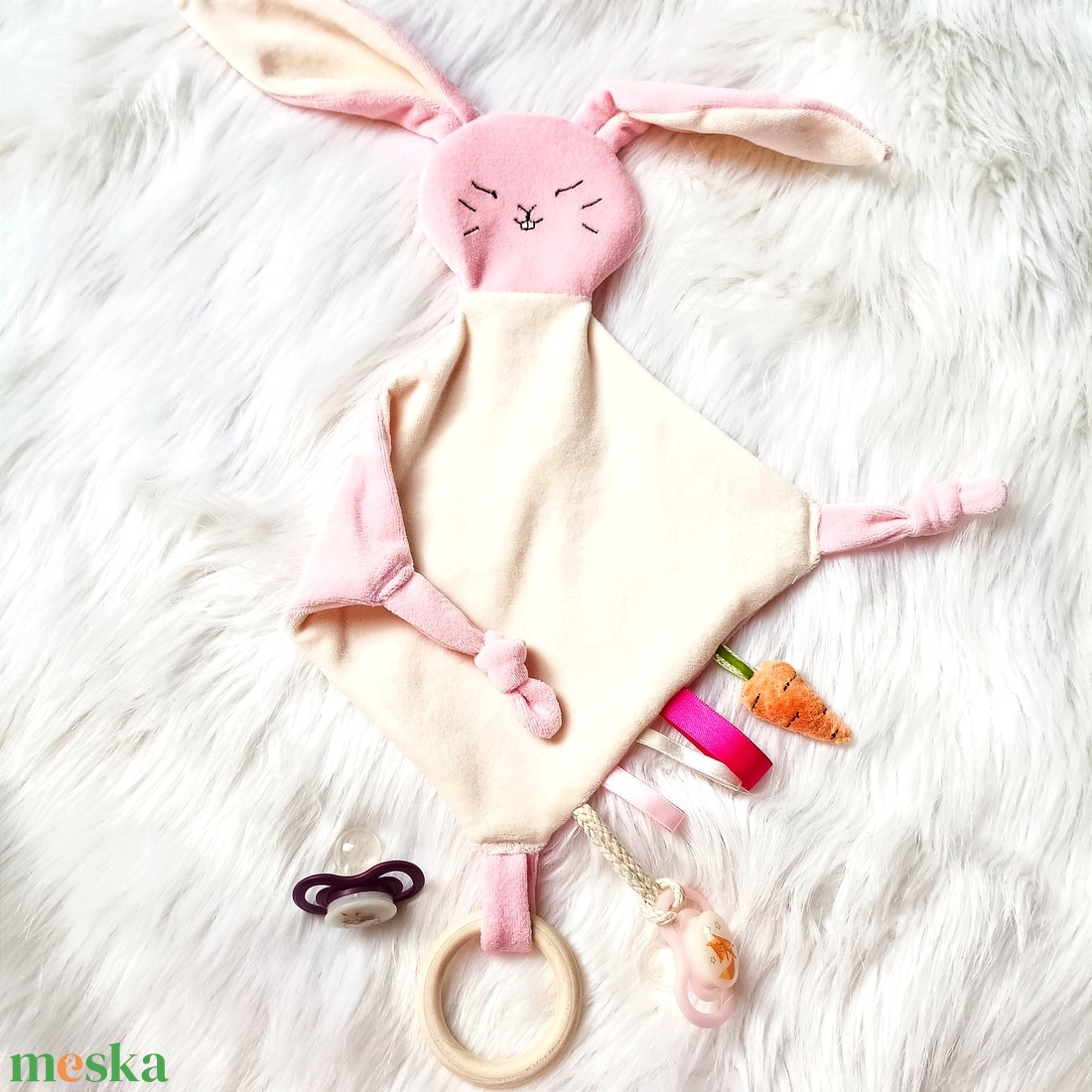 Nyuszi szundikendő - baba - mama - baba játékok - szundikendő, alvóka - Meska.hu