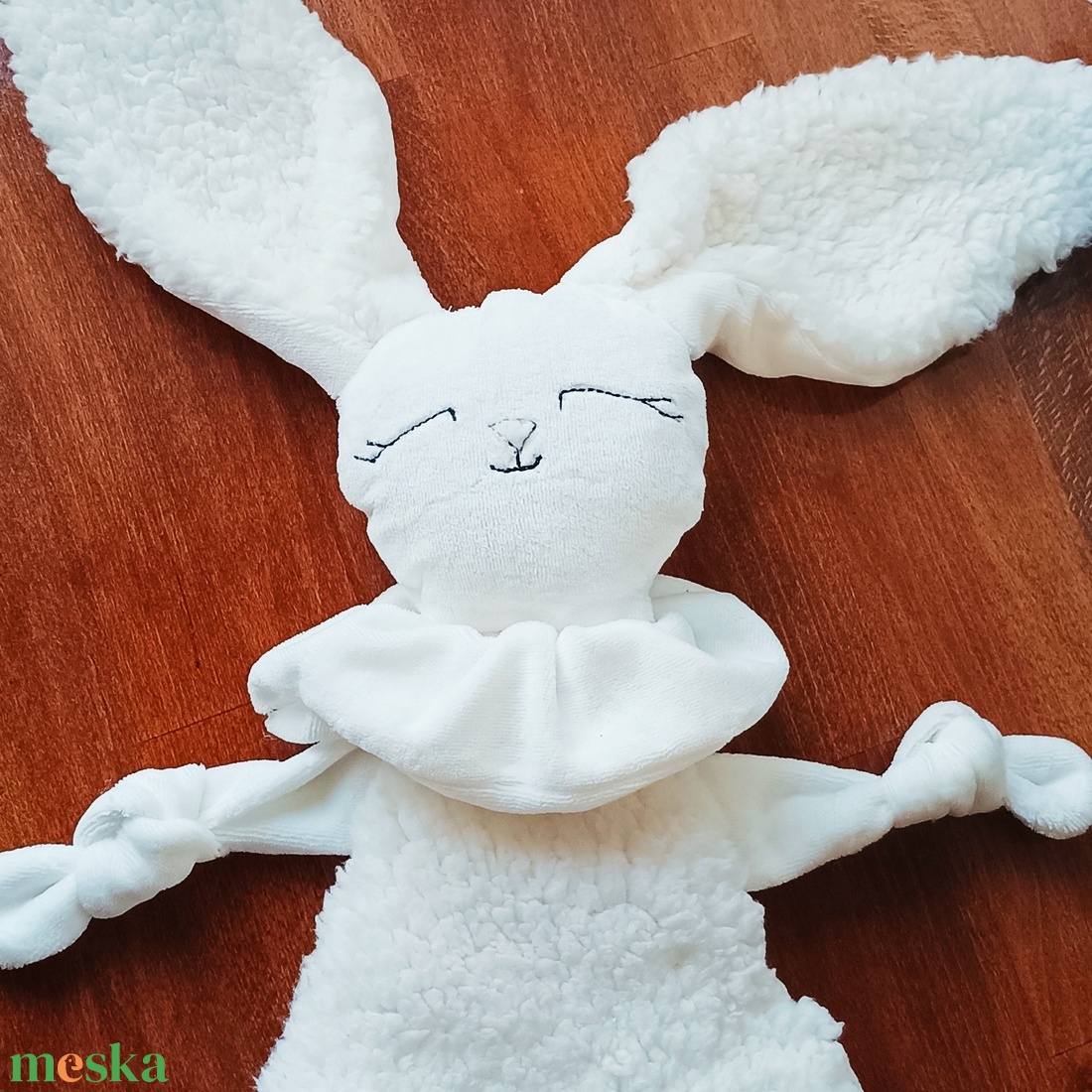 Alvó nyuszóka - Bundi nyuszi - baba - mama - baba játékok - szundikendő, alvóka - Meska.hu