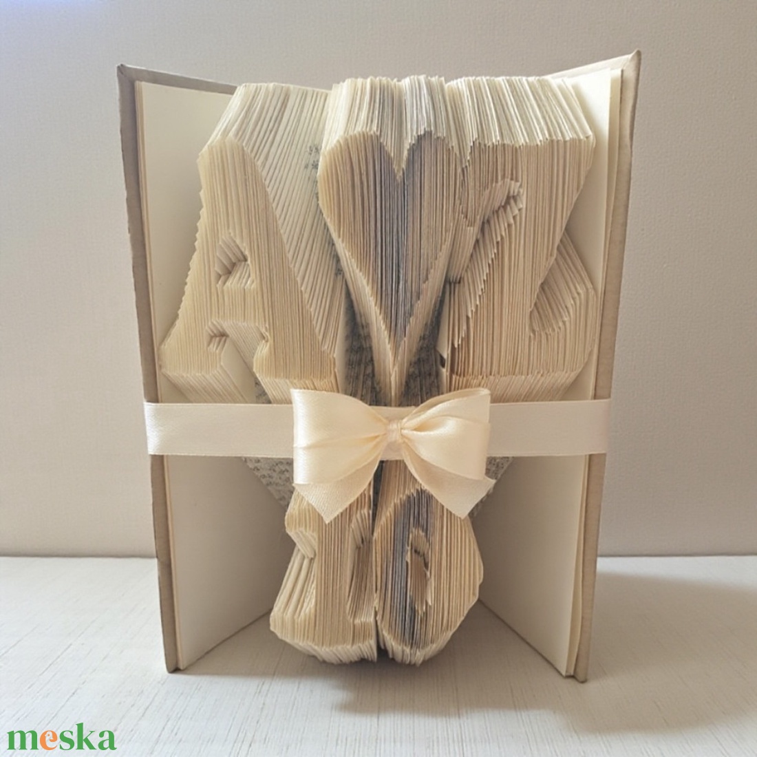 Egyedi Kétsoros Könyvszobor - otthon & életmód - dekoráció - asztal és polc dekoráció - könyvszobor - Meska.hu