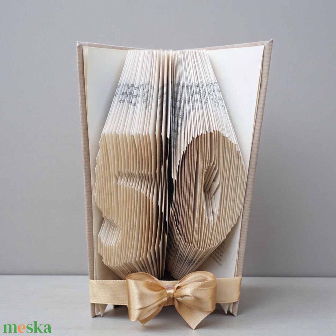 Számos könyvszobor - otthon & életmód - dekoráció - asztal és polc dekoráció - könyvszobor - Meska.hu