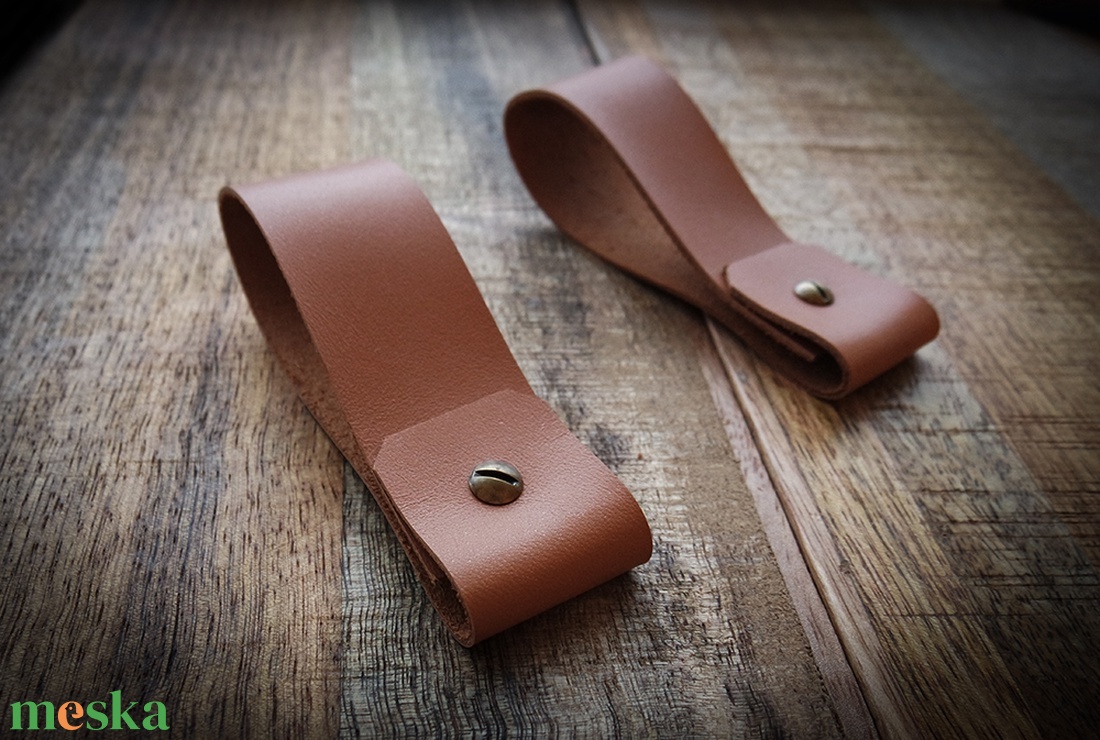 RENO Sand - Bőr akasztó - Bőr pánt - Polokov Leather Goods - otthon & életmód - tárolás & rendszerezés - fali tároló - Meska.hu RENO Sand - Bőr akasztó - Bőr pánt - Polokov Leather Goods - otthon & életmód - tárolás & rendszerezés - fali tároló - Meska.hu
