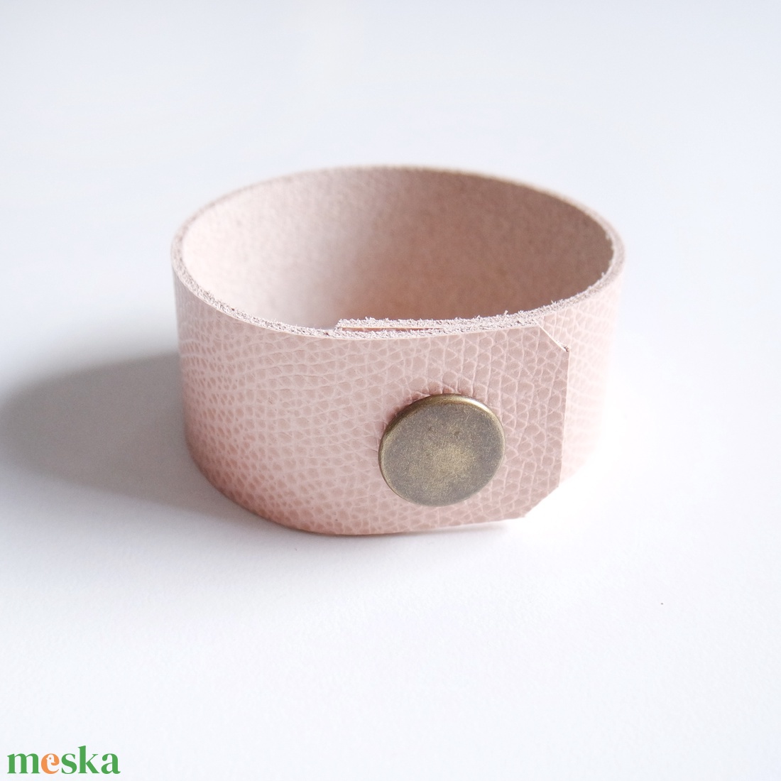Sand Salmon Keskeny bőr karkötő - ékszer - karkötő - széles karkötő - Meska.hu