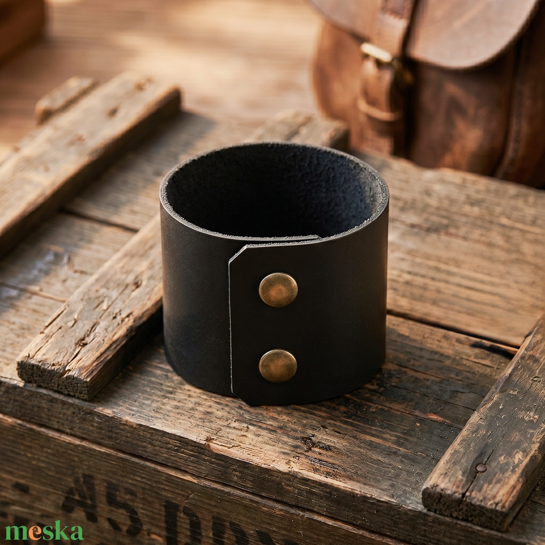 Minimal Black Fekete valódi marhabőr karkötő egyedi méretre 5 cm széles (Uniszex) - ékszer - karkötő - széles karkötő - Meska.hu