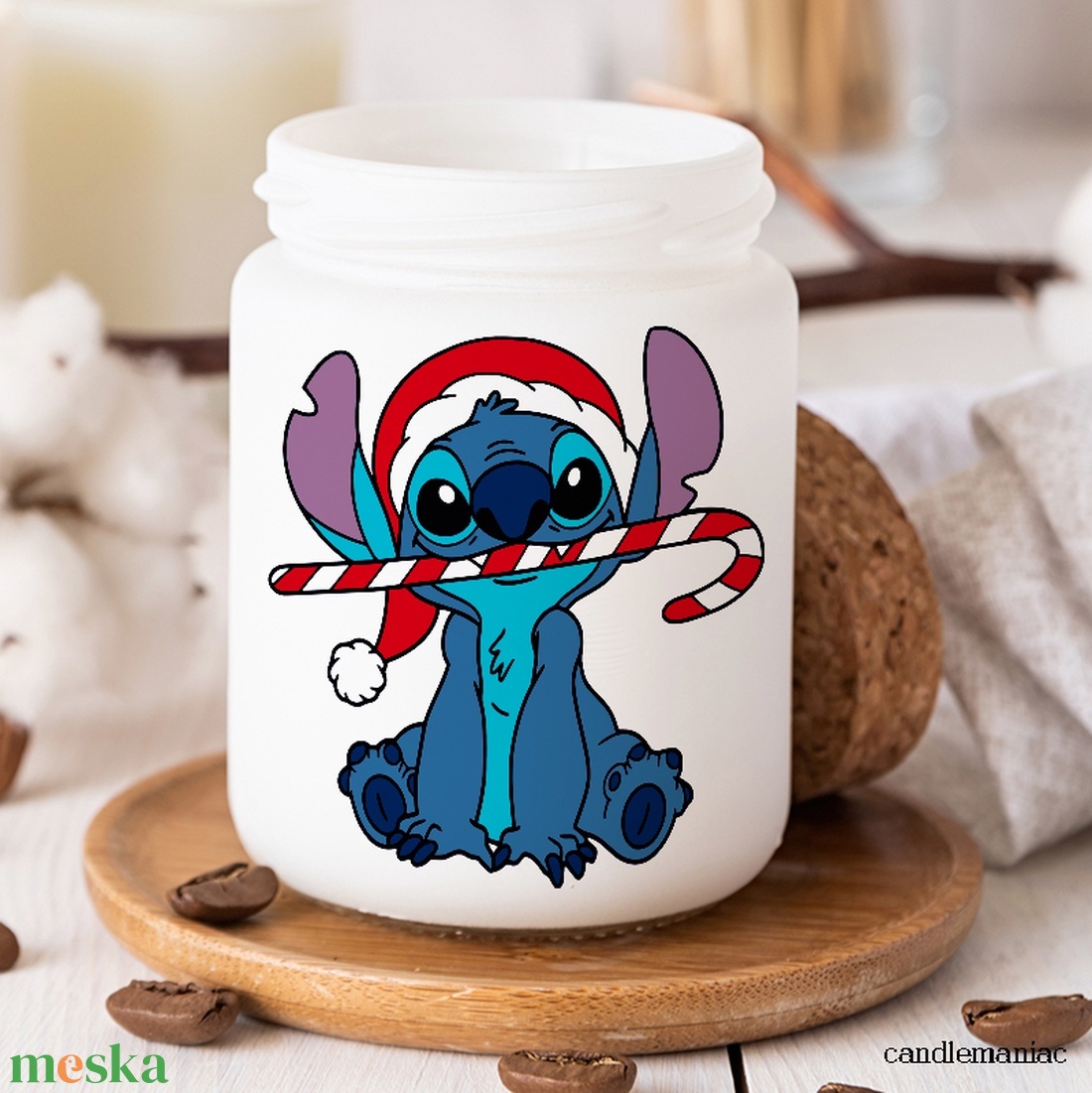 Santa Stitch Illatgyertya - karácsony - karácsonyi lakásdekoráció - karácsonyi illatgyertya, mécses - Meska.hu