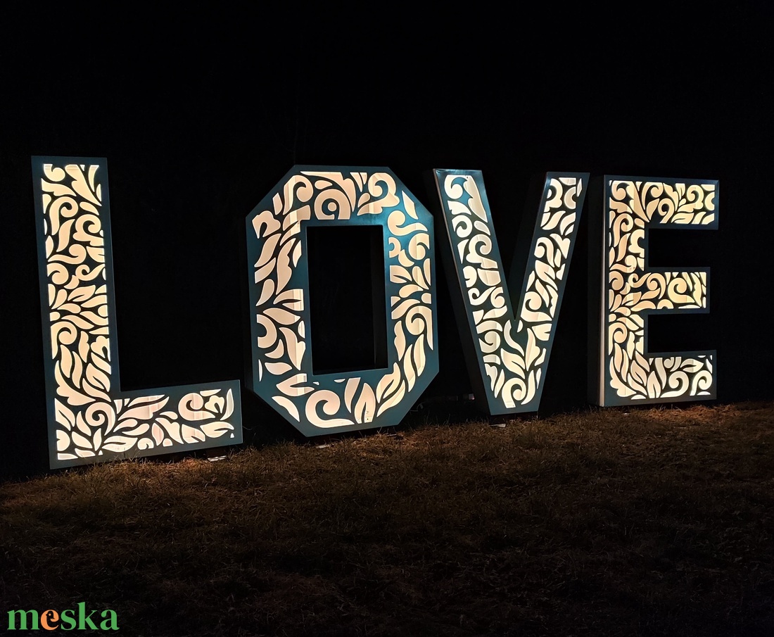 Óriás LOVE felirat - bérelhető - esküvő - dekoráció - helyszíni dekor - Meska.hu
