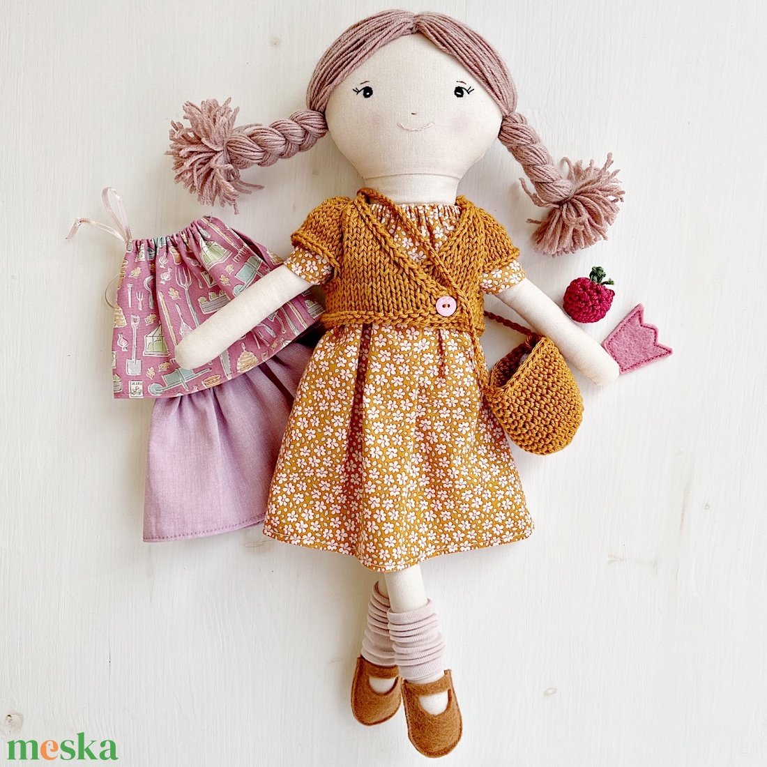 Lili textilbaba - játék & sport - baba & babaház - öltöztethető baba - Meska.hu Lili textilbaba - játék & sport - baba & babaház - öltöztethető baba - Meska.hu