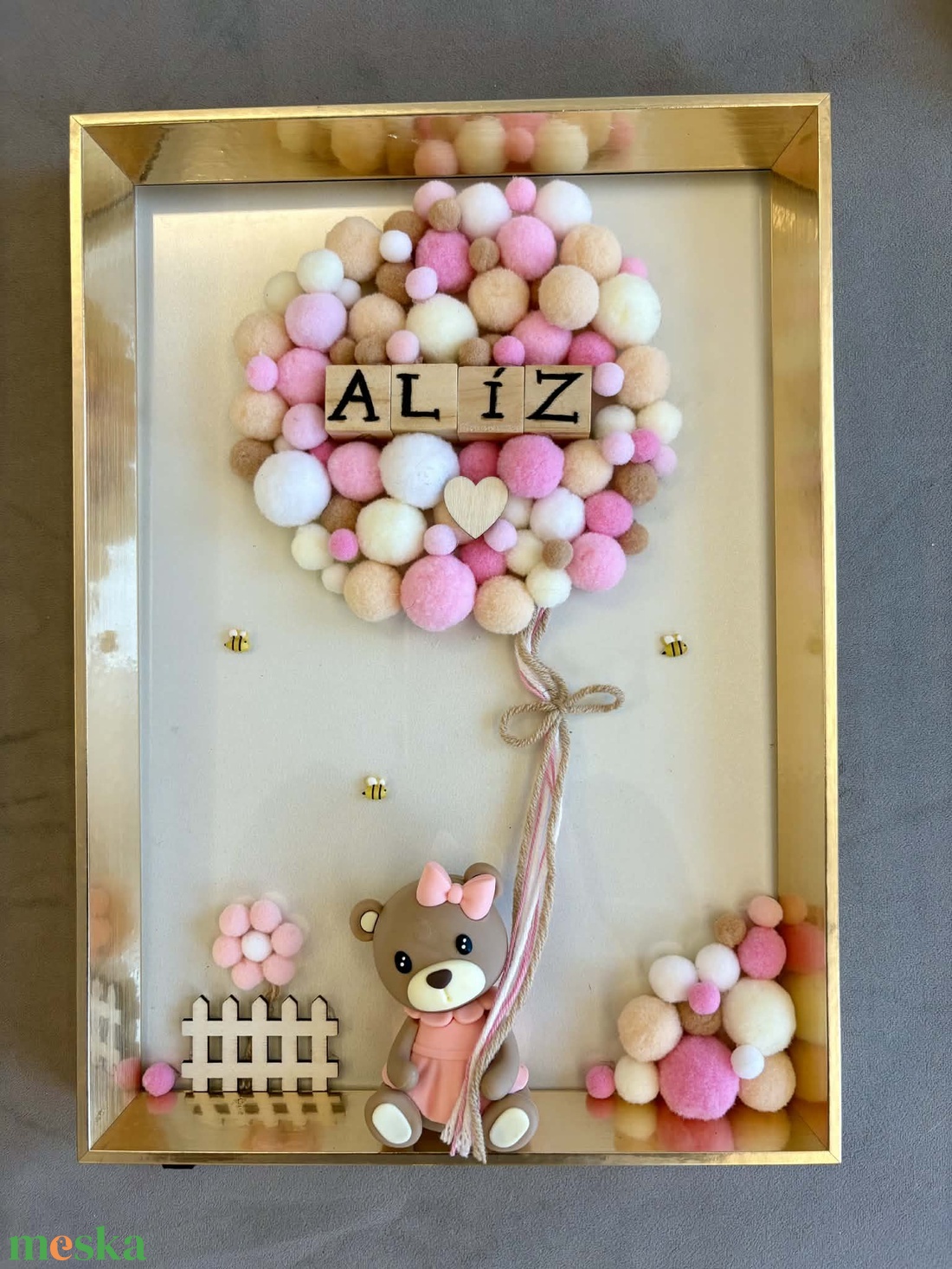 Pompon Memories - egyedi, neves, kézzel készített gyerekszoba dekoráció - baba - mama - babaszoba dekoráció - babanév dekoráció - Meska.hu