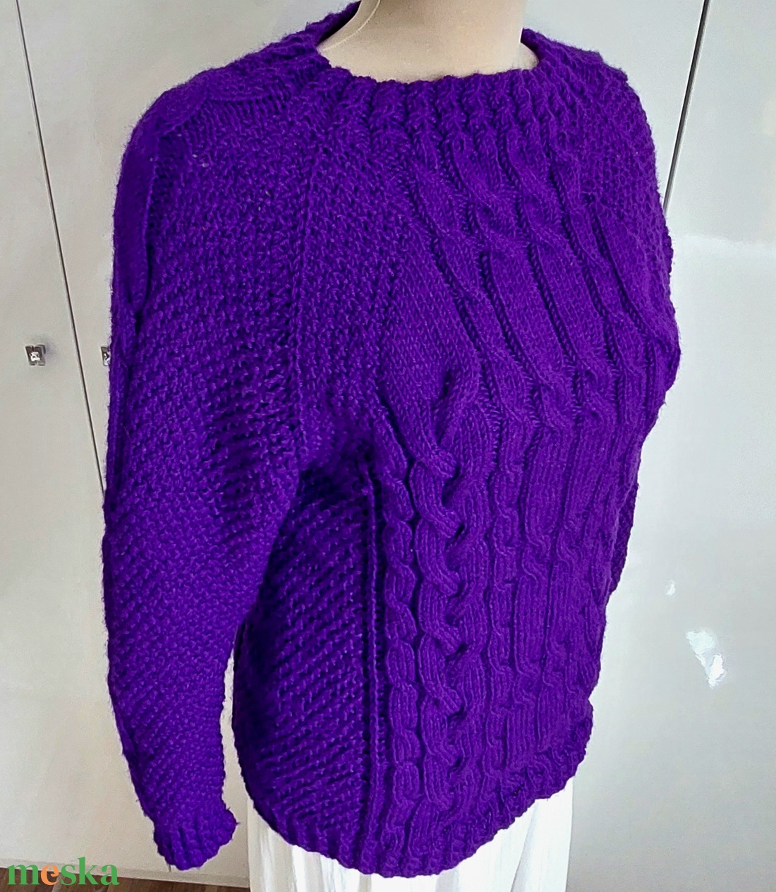 Ibolya - kézzel kötött pulóver L méret  - ruha & divat - női ruha - pulóver & kardigán - Meska.hu