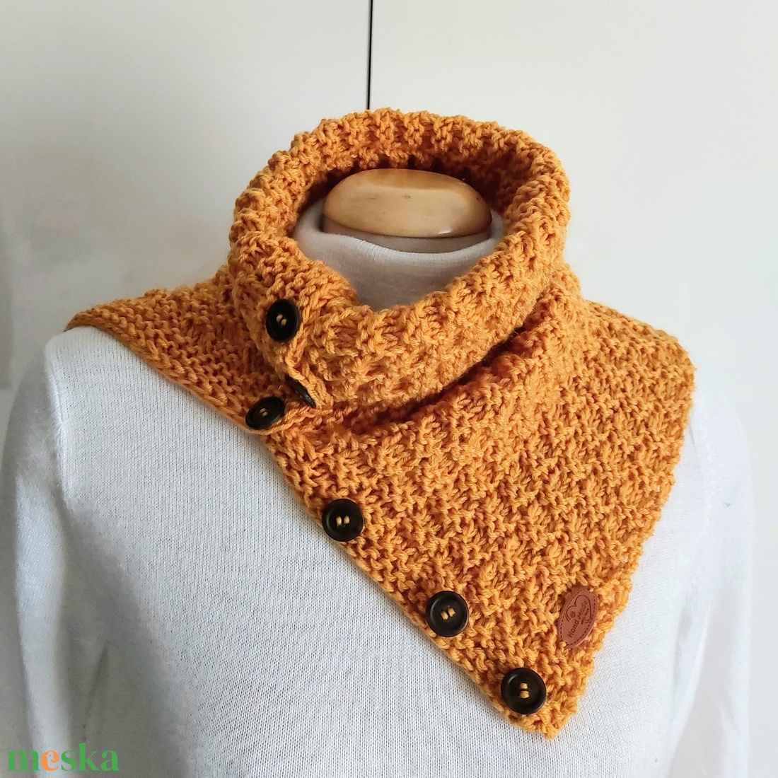 Mustár kötött nyakmelegítő  - ruha & divat - sál, sapka, kendő - sál - Meska.hu